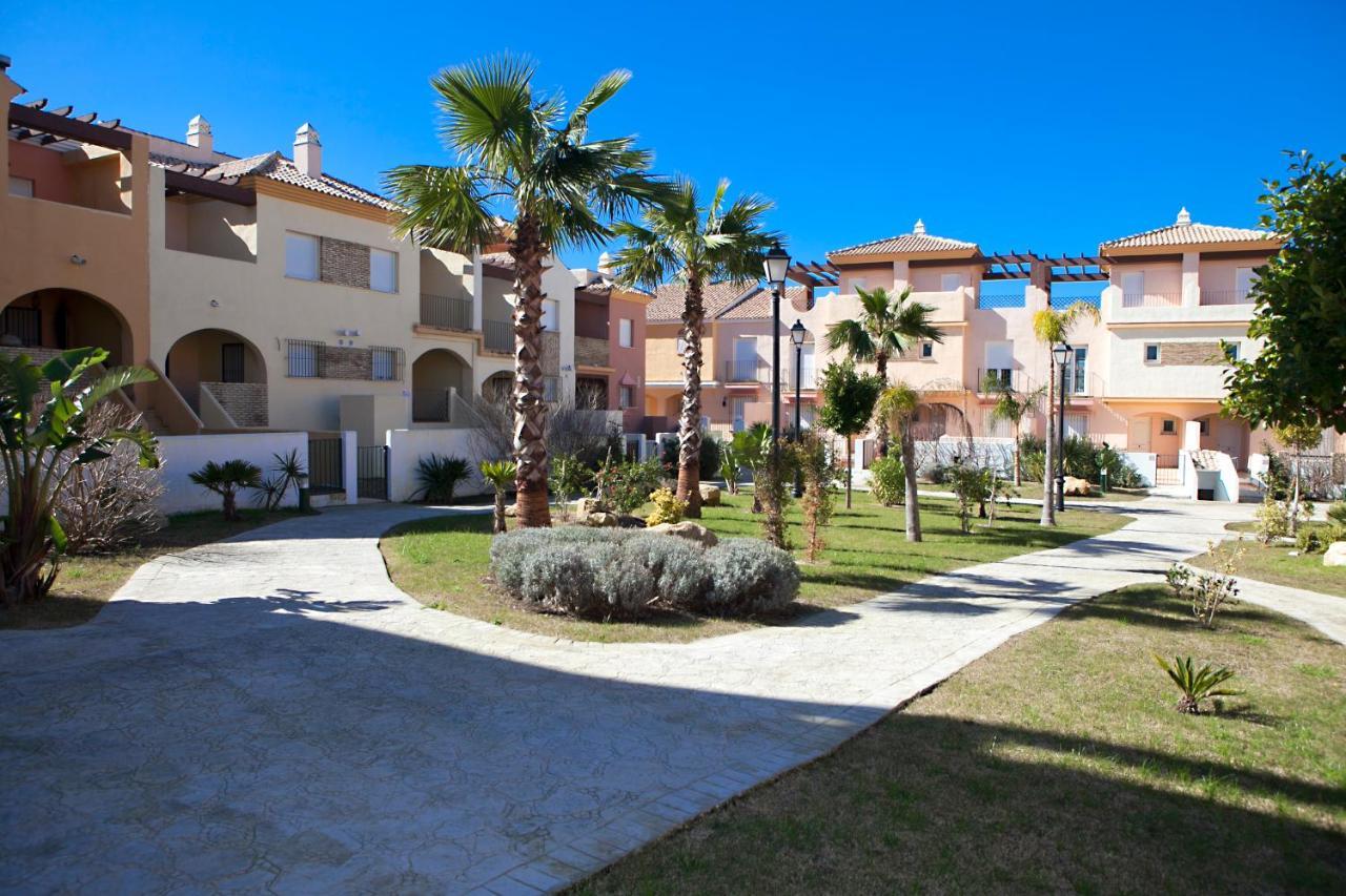 Zahara Sol Villas Y Apartamentos By Qhotels Zahara de los Atunes Zewnętrze zdjęcie