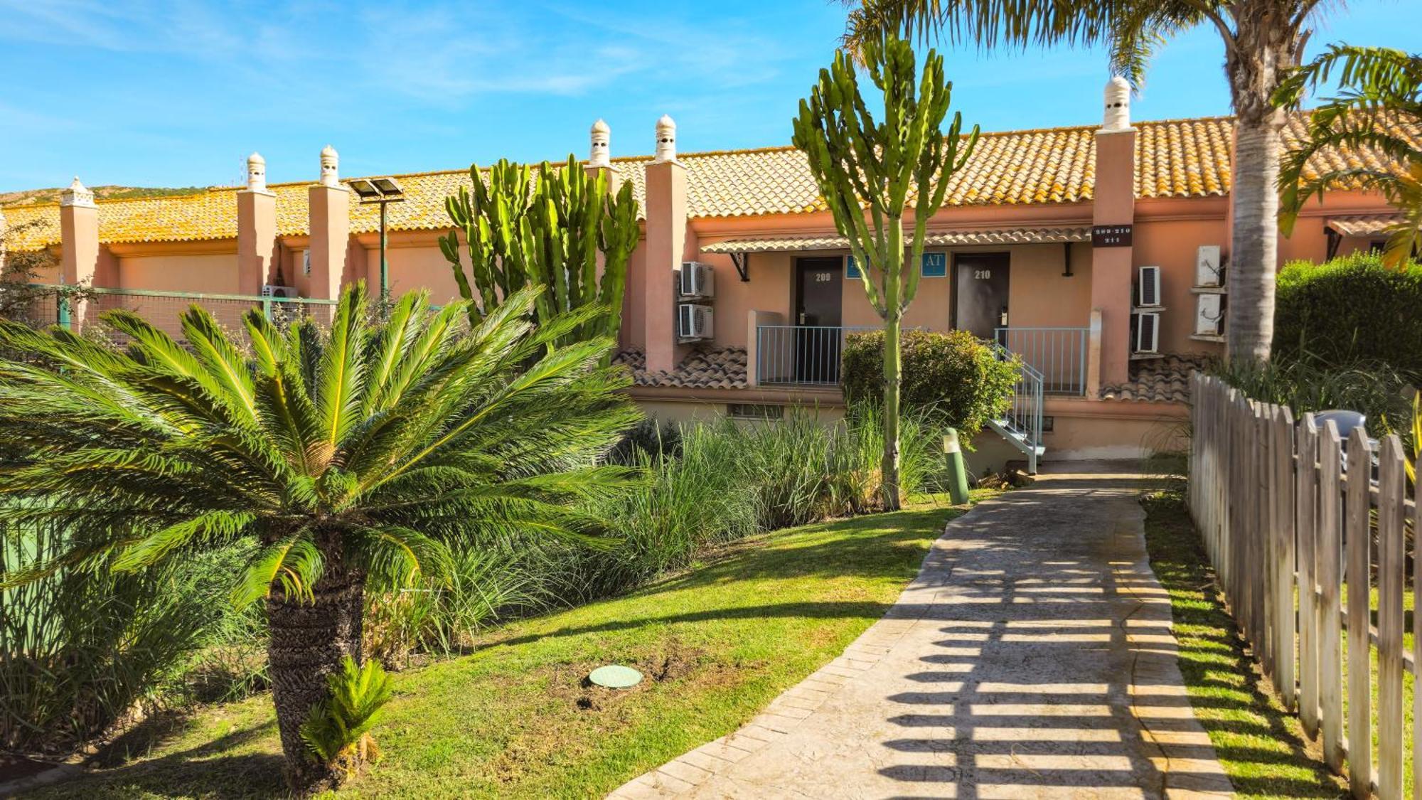 Zahara Sol Villas Y Apartamentos By Qhotels Zahara de los Atunes Zewnętrze zdjęcie